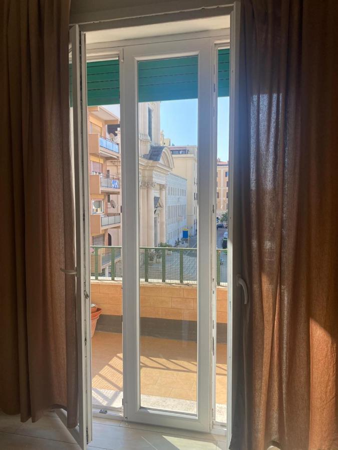 לינה וארוחת בוקר צ'יוויטווקיה Md House מראה חיצוני תמונה