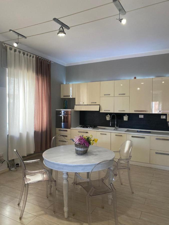 לינה וארוחת בוקר צ'יוויטווקיה Md House מראה חיצוני תמונה