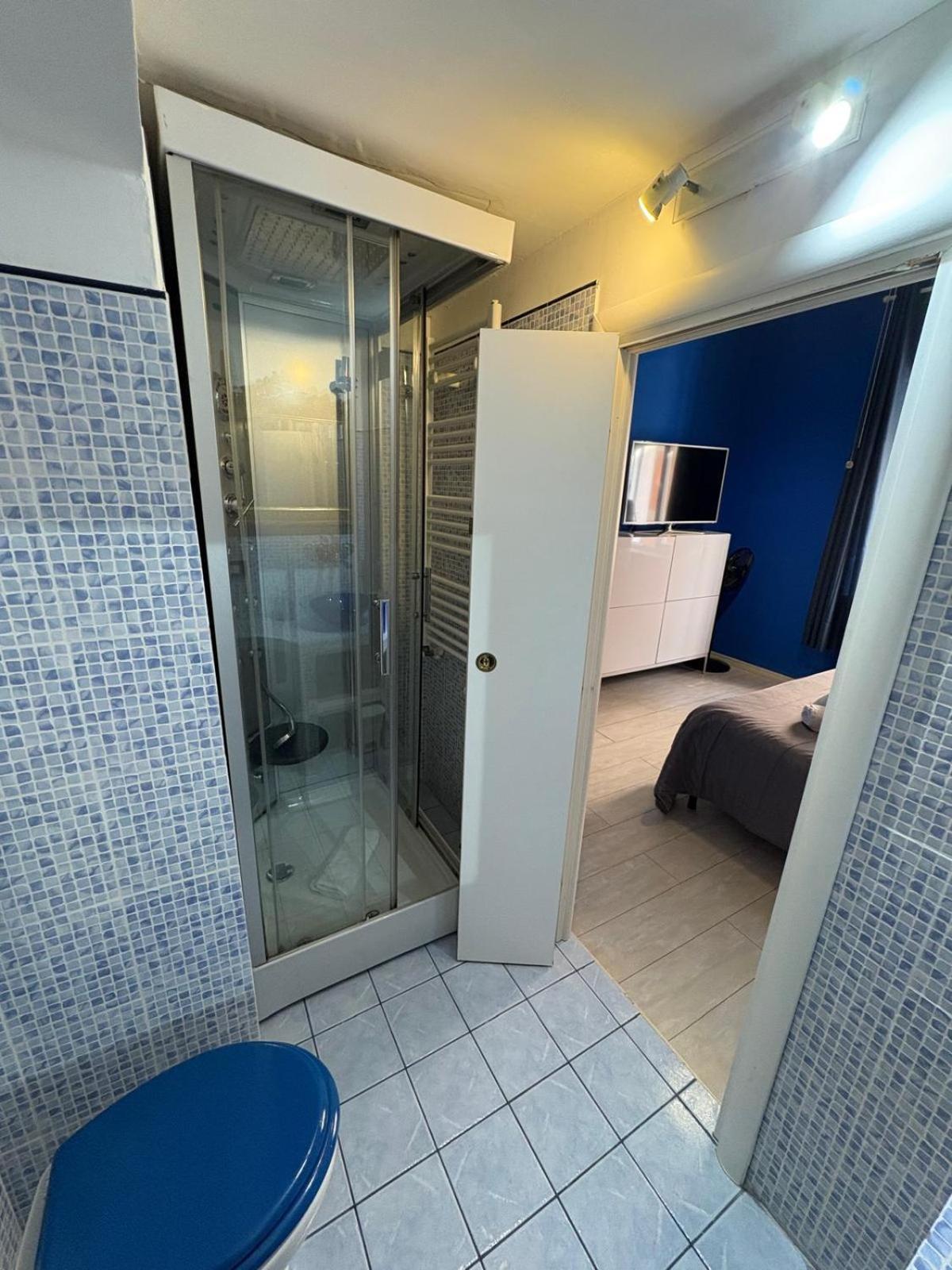 לינה וארוחת בוקר צ'יוויטווקיה Md House מראה חיצוני תמונה